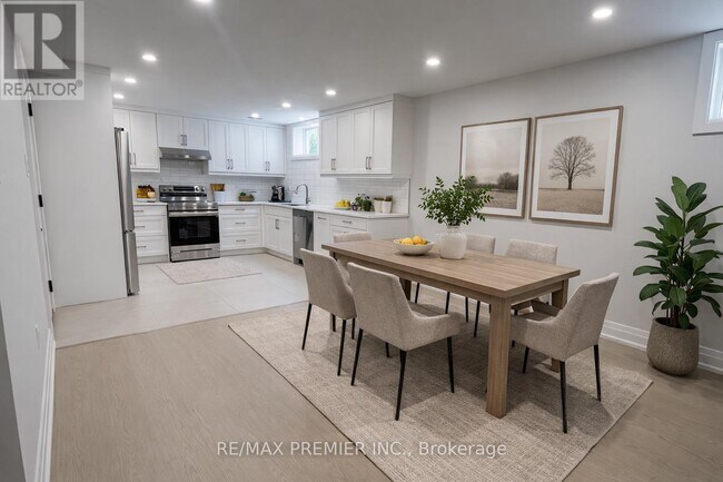 Photo du bâtiment - 115 Mapes Ave