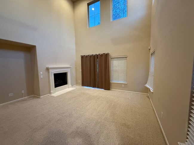 Building Photo - 3370 Coyote Rd