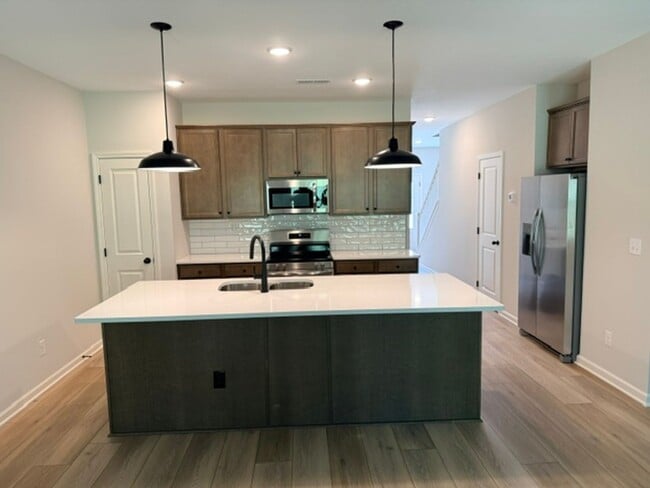 Building Photo - Knoxville 37931 - Brand new Townhome (2026 build) 3 Bedrooms, 2.5 baths and a 1-car garage - Cont...