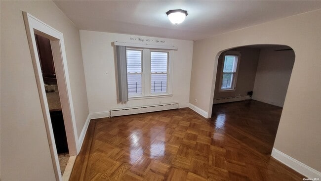Building Photo - 78-03 79th Pl