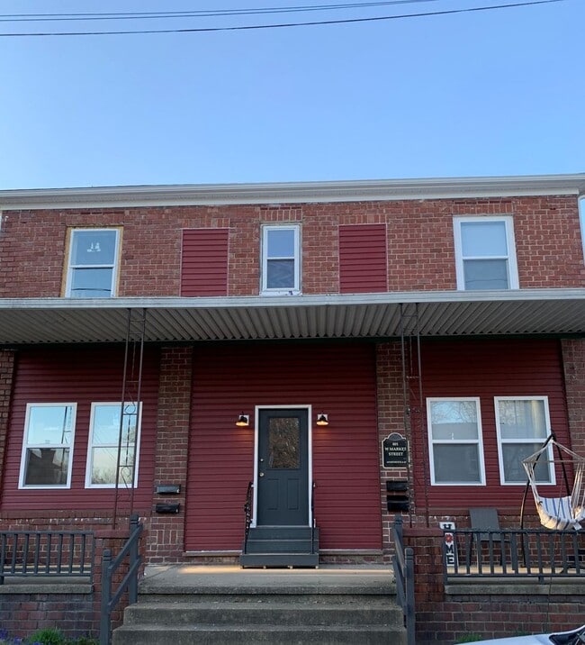 Building Photo - 801 W Market St