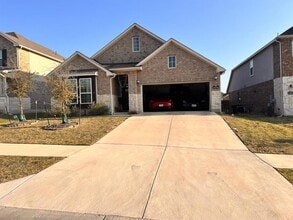 Building Photo - 1224 Leaning Oak Ln