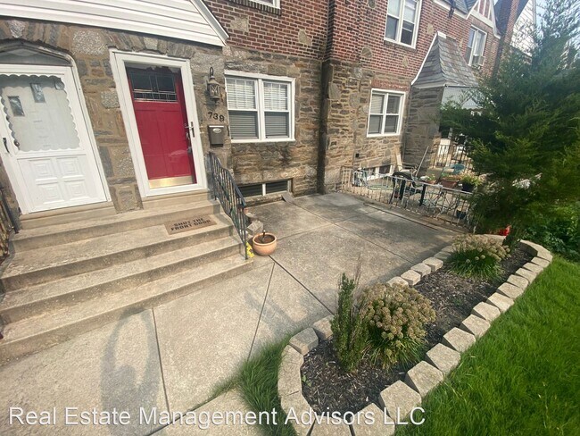 Foto del edificio - 3 br, 1 bath House - 739 Eaton Rd