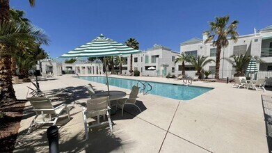 Building Photo - 7100 W Pirates Cove Rd