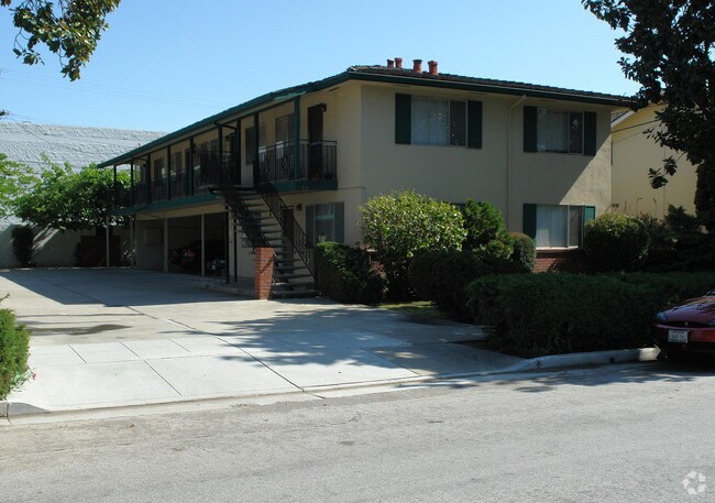 Building Photo - 853-865 Blair Ave