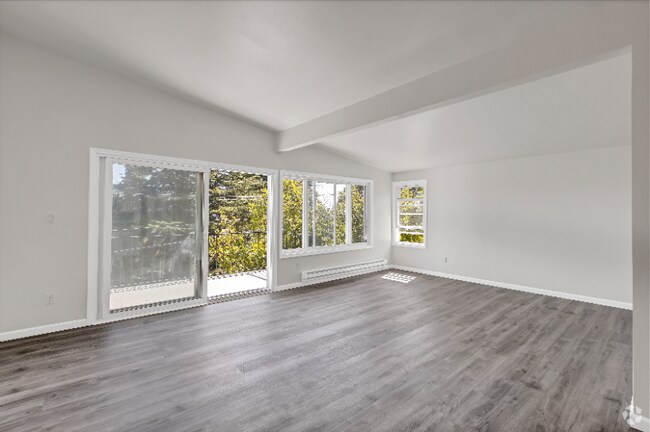 Building Photo - 10607 Des Moines Memorial Dr