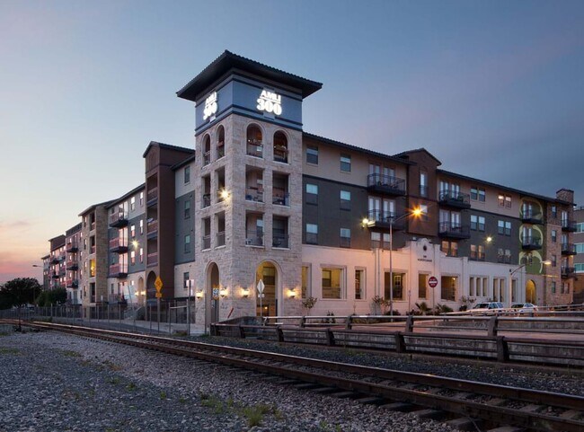 Foto del edificio - Super Studio W/ w/d & Great Rate Included