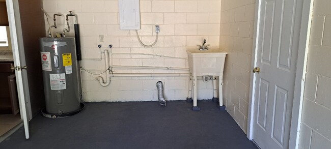 Foto del edificio - 812 Longview Ave