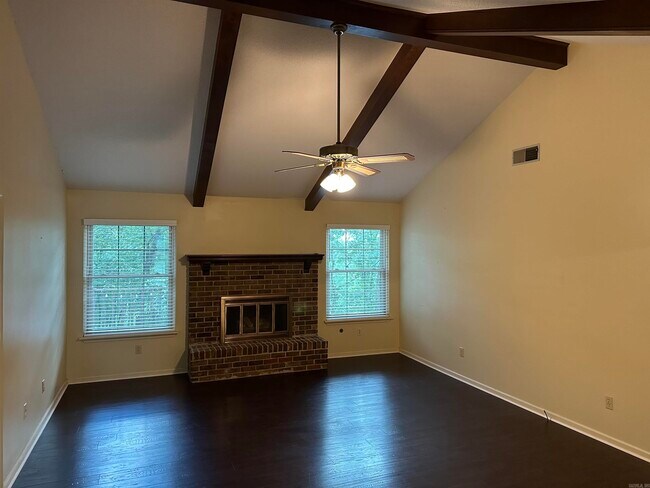 Foto del edificio - 13009 Morrison Rd