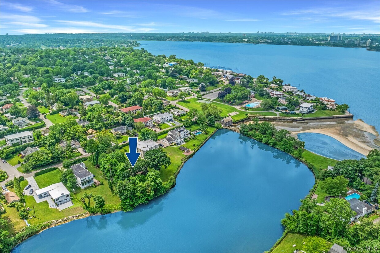 Foto del edificio - 230 Grist Mill Ln
