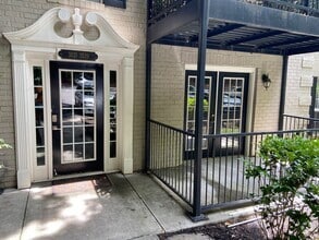 Building Photo - 3527 Essex Ave