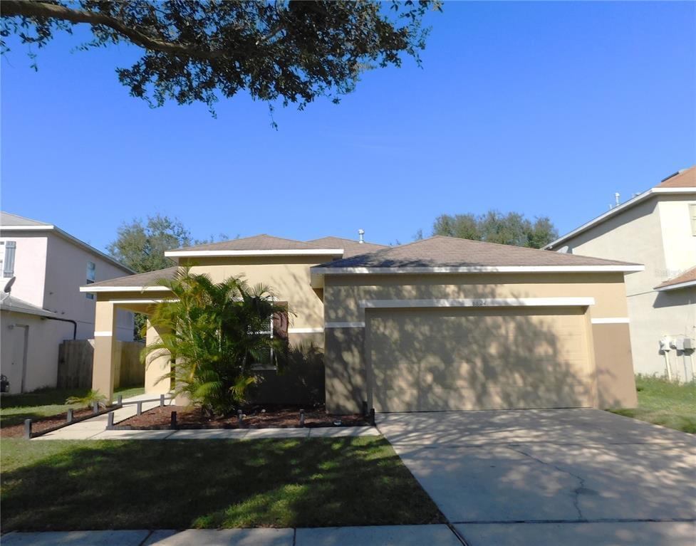 Foto principal - 6624 Waterton Dr