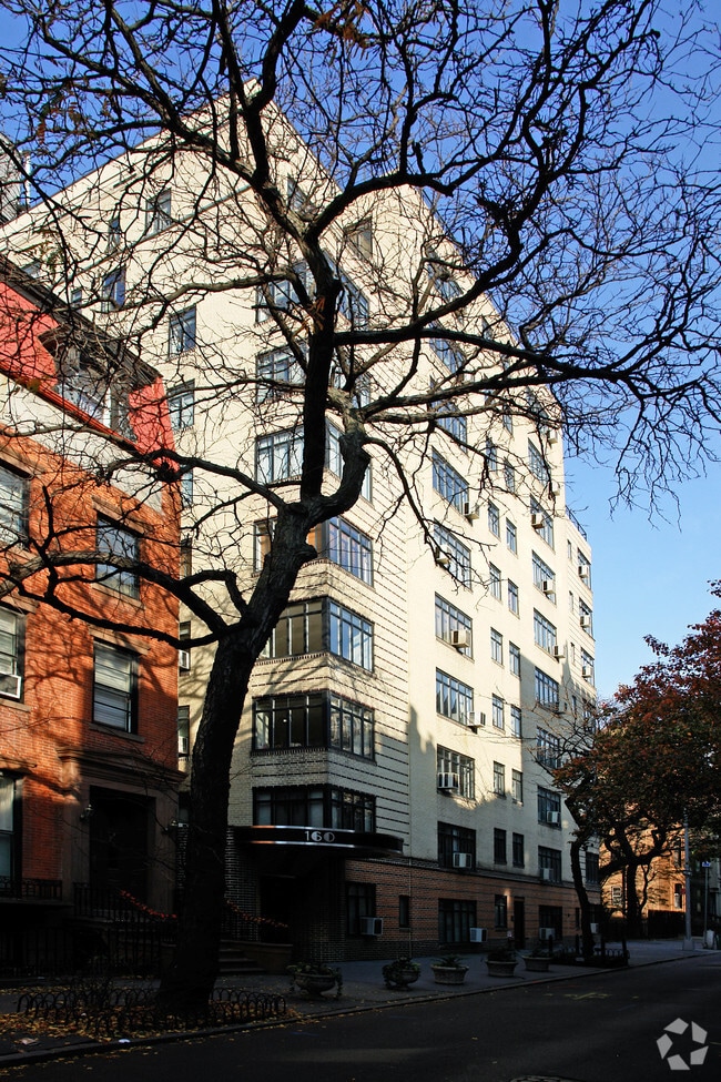 Building Photo - 160 Columbia Hts
