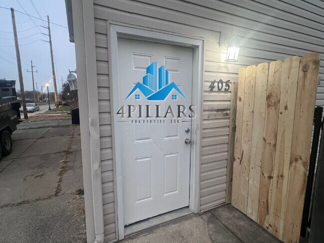 Foto del edificio - 403 Kenwood St