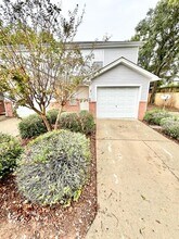 Building Photo - 10 Park Pl SE