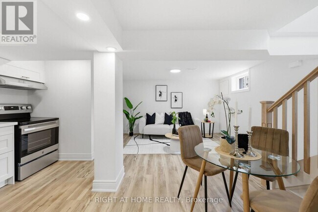 Photo du bâtiment - 156 E 36th St
