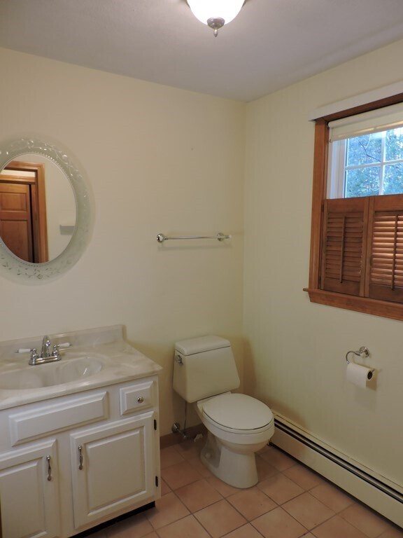 Building Photo - 17 Julia Connors Dr