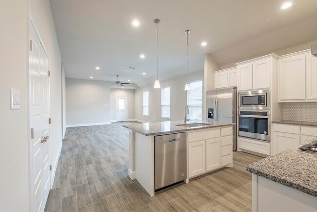 Building Photo - 2301 Ruff Rd
