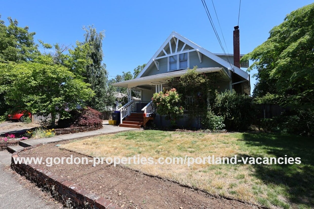 Primary Photo - SE 88th Ave - 2 bedroom ADU close to the r...