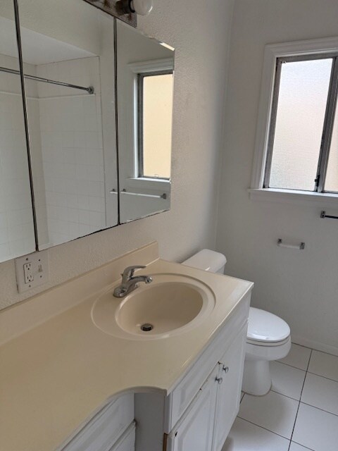 Foto del edificio - 5742 Campo Walk