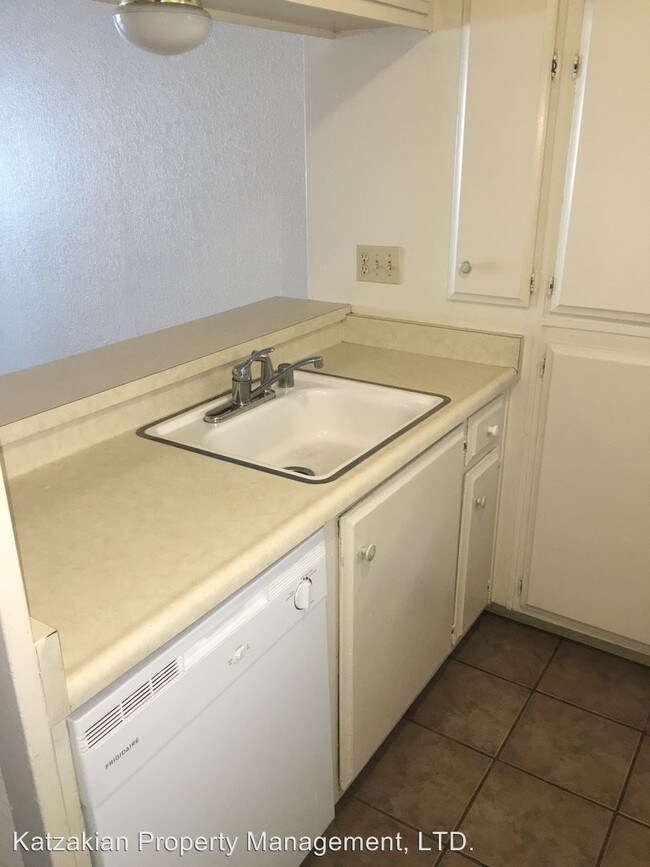 3770 W Benjamin Holt Dr, Stockton, CA 95219 House Rental in Stockton