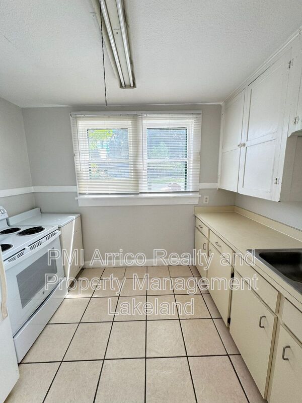 Foto del edificio - 115 8th St SE