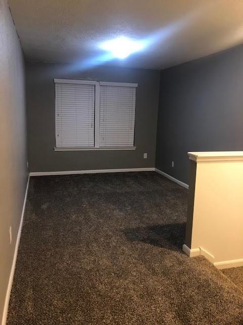 Building Photo - 806 Sun Lodge Dr