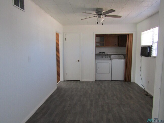 Foto del edificio - 3710 W Grand Ave