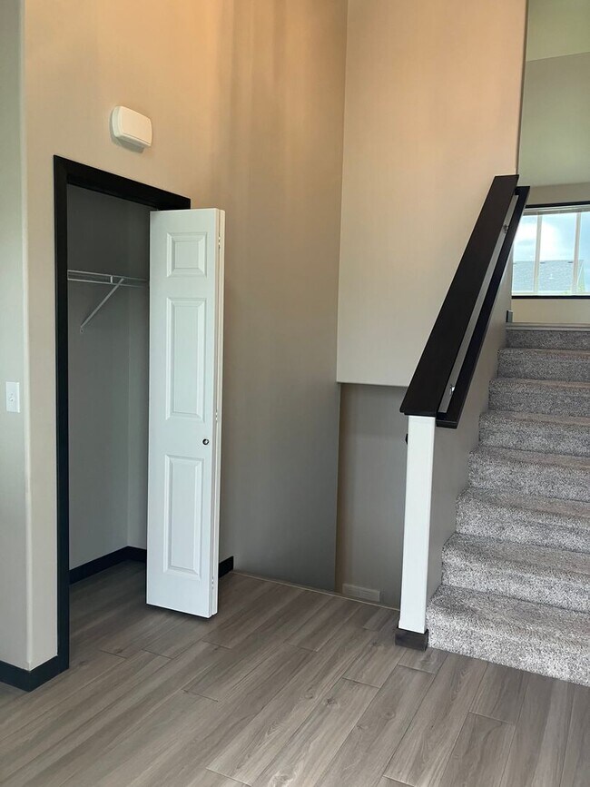 Foto del edificio - 4 Bed 3 Bath Single Family Home