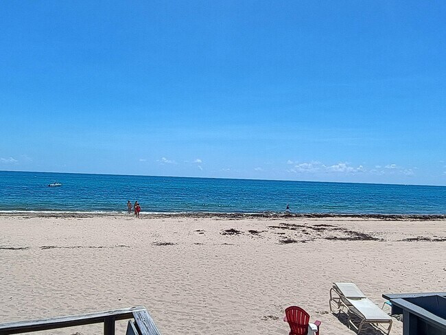 Foto del edificio - 5520 N Ocean Blvd