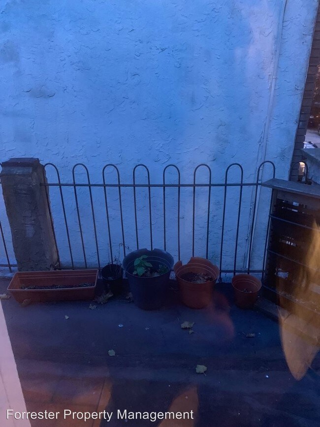 Foto del edificio - 1322 Dickinson St