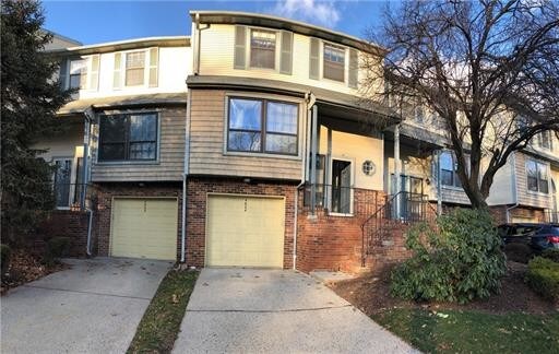 Foto del edificio - 4604 Stonehedge Rd