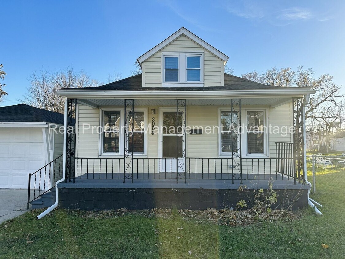 8064 Toepfer Rd, Warren, MI 48089 House Rental in Warren, MI