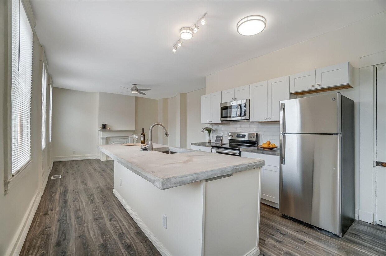 Foto principal - 1800 Freeman Ave