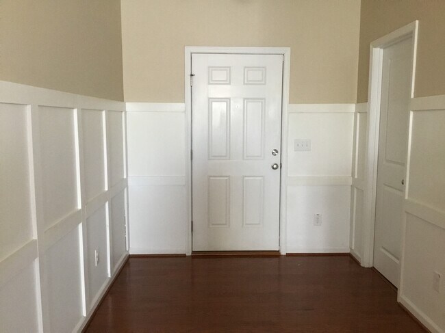 Foto del edificio - 4110 White Kestrel Drive