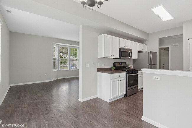 Building Photo - 3148 Ollerton Ave
