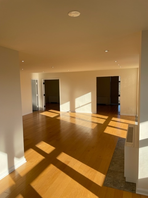 living room - 3600 Conshohocken Ave