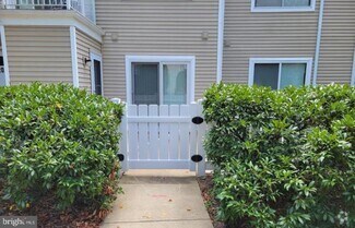 Building Photo - 19 Foxtail Ln