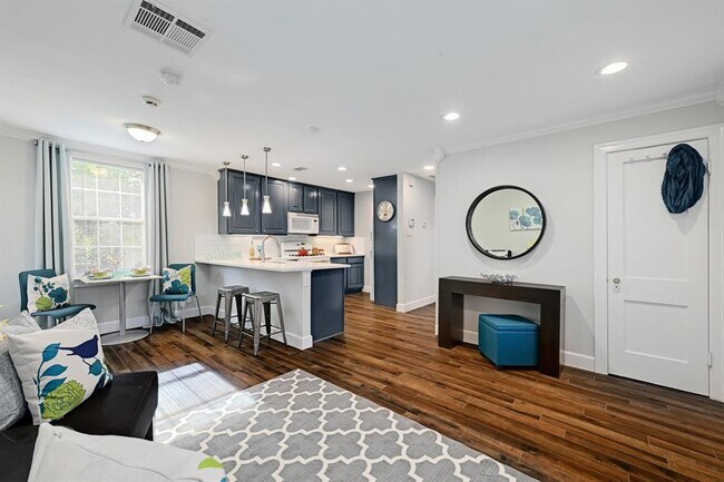 Foto del edificio - 707 E 44th St