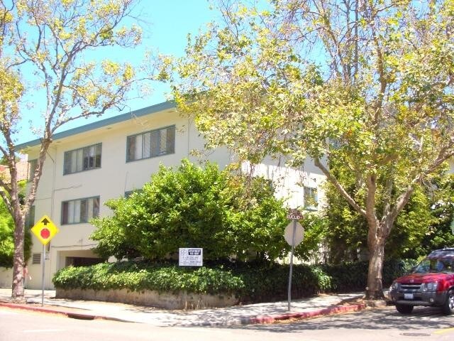 Primary Photo - 2525 Le Conte Ave