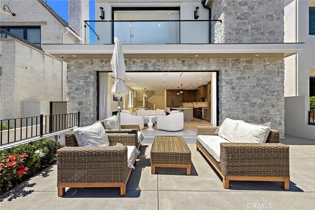 Foto del edificio - 509 Carnation Ave