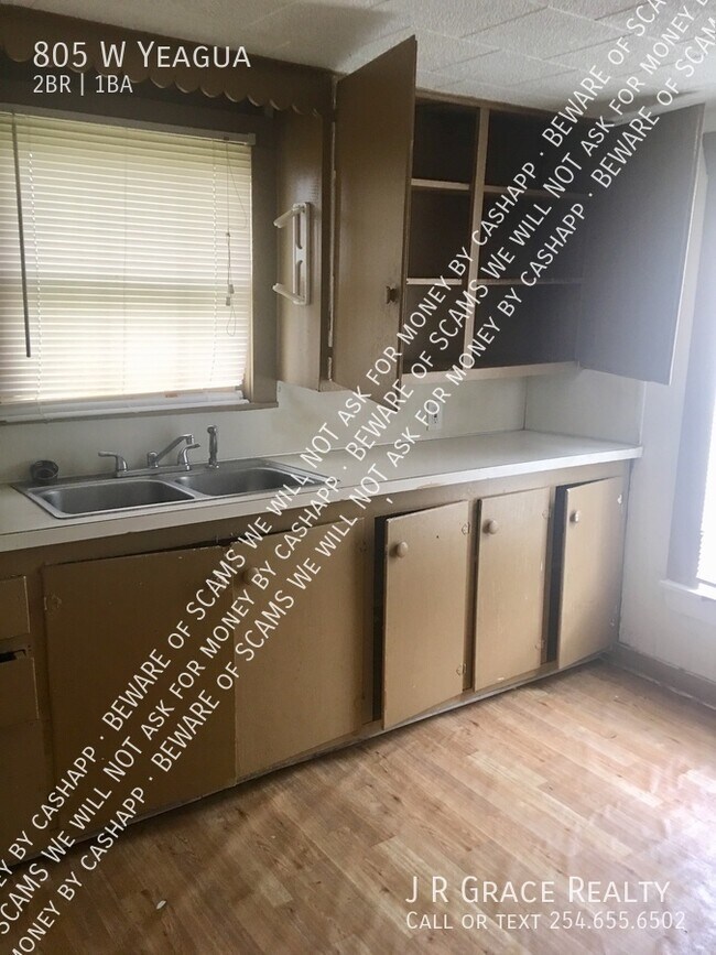 805 W Yeagua St, Groesbeck, TX 76642 House Rental in Groesbeck, TX