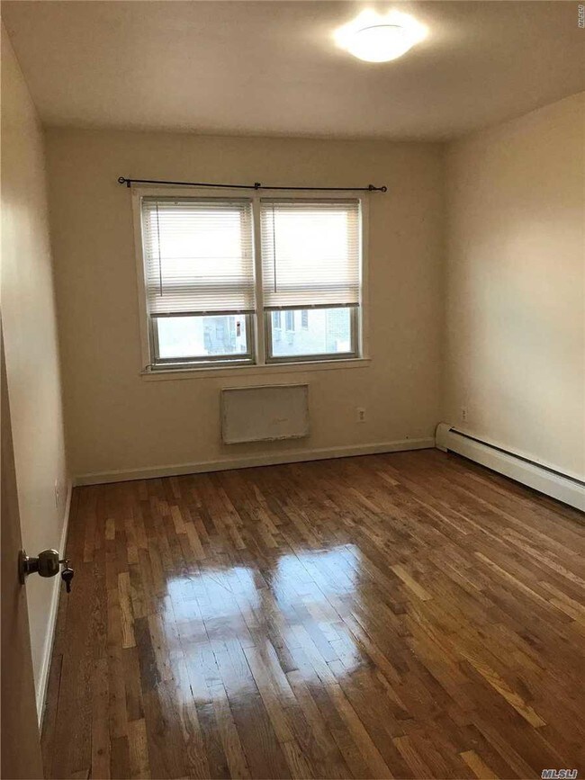 Building Photo - 42-28 164th St