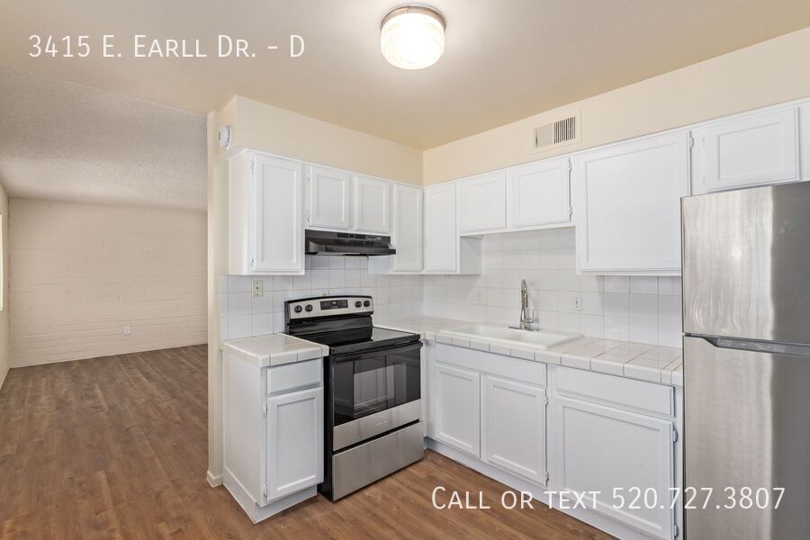 Foto principal - 3415 E Earll Dr