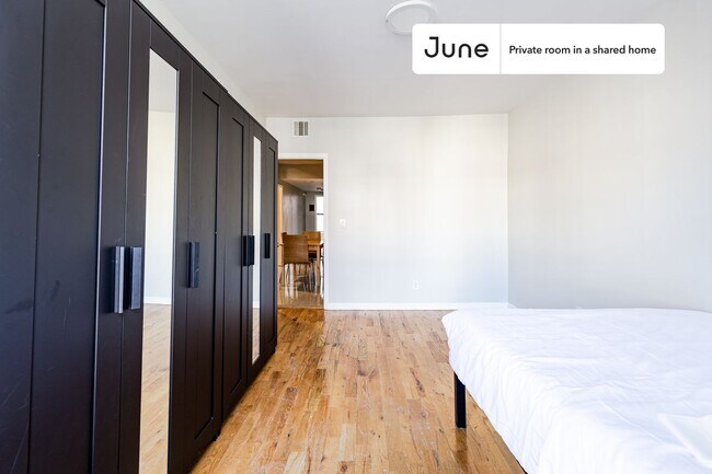 Foto del edificio - Room in Shared 4 bed/2 bath home