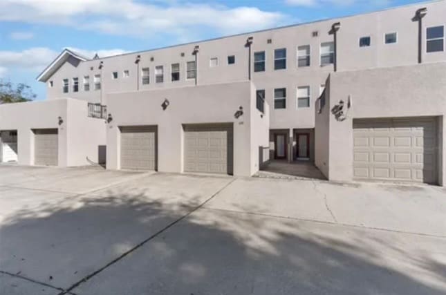 Building Photo - 128 S Bumby Ave
