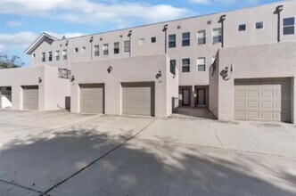 Building Photo - 128 S Bumby Ave