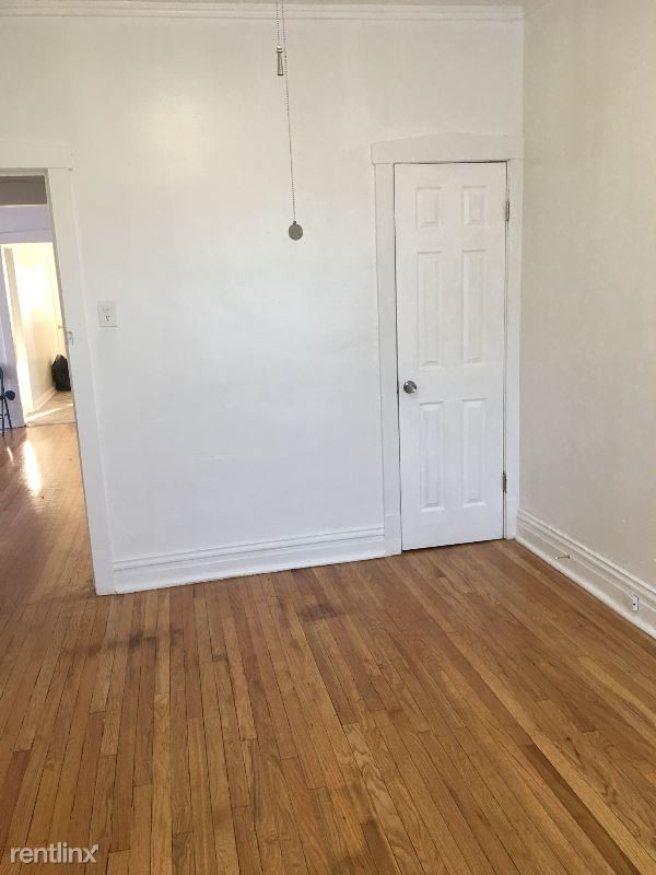 Building Photo - 340 S Homan Ave