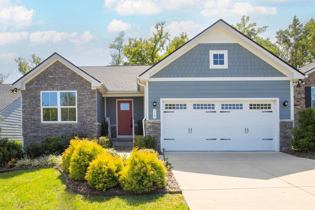 Primary Photo - 715 Cottage Dr