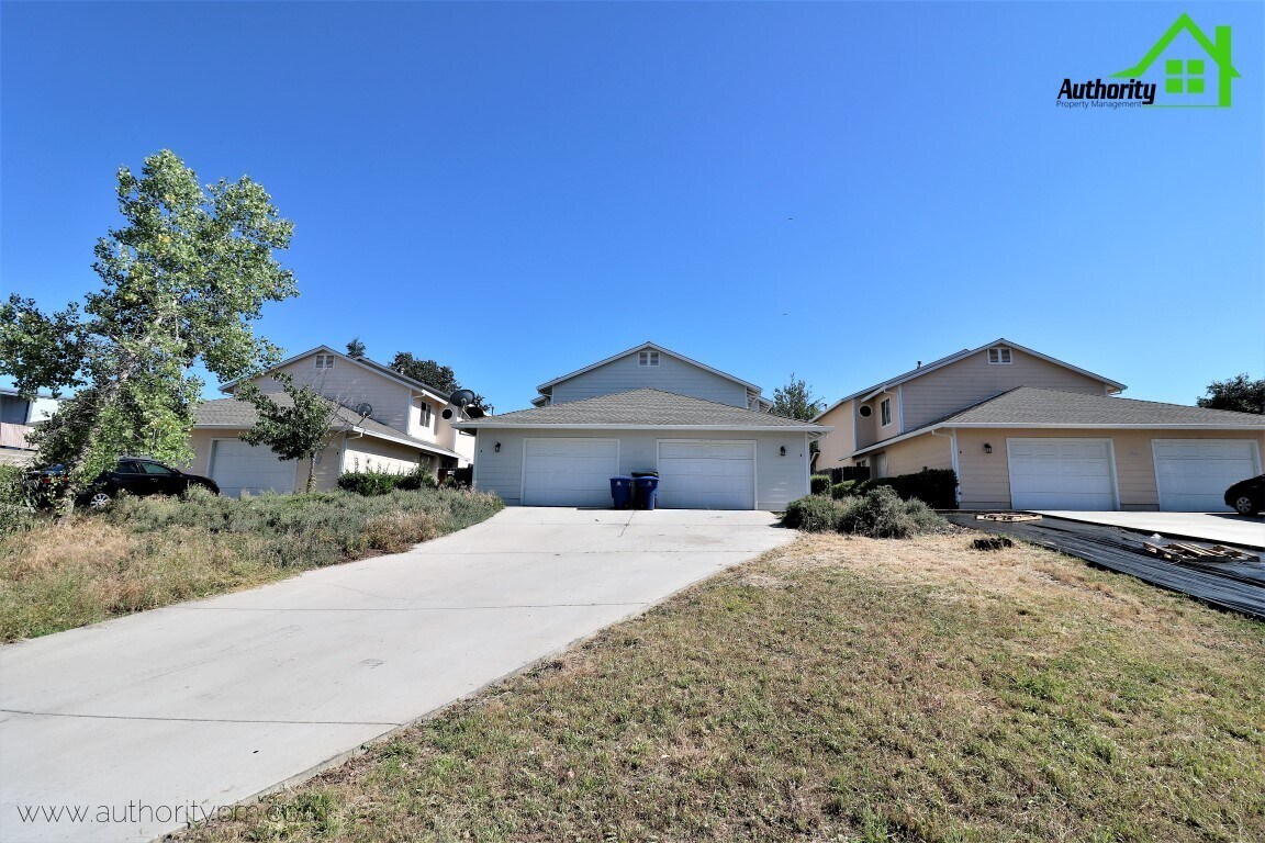 1747 Laurel Ave Unit B, Redding, CA 96001 Room for Rent in Redding